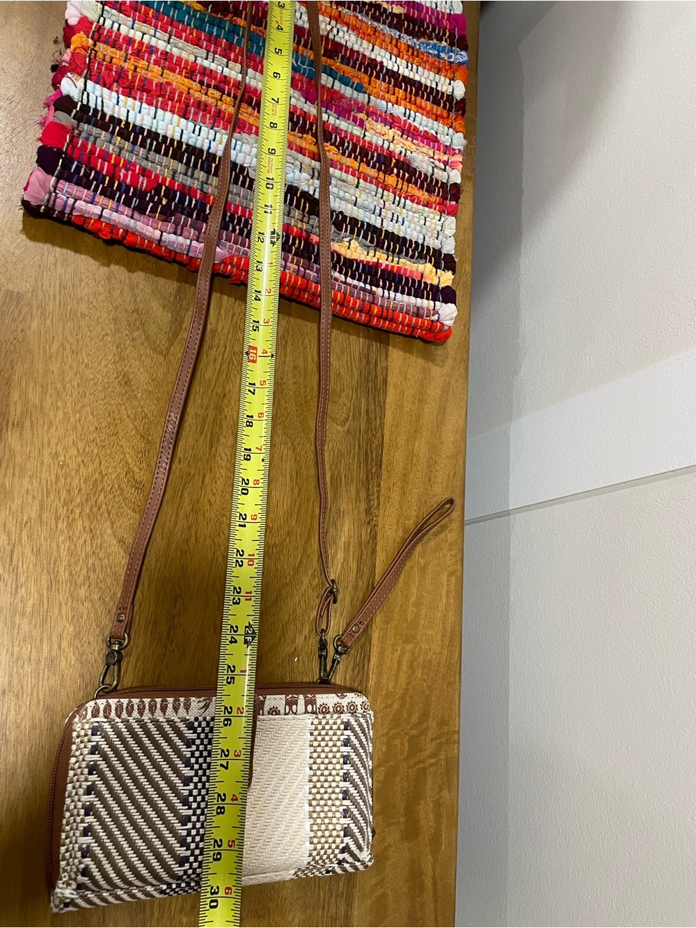 The Sak Woven Crossbody Wallet in Brown & Cream - Picture 5 of 5